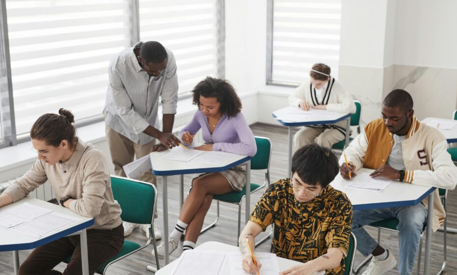 CERTIFICAT D’HABILITACIÓ PER A LA DOCÈNCIA EN GRAUS A, B i C Certificat de professionalitat de nivell 3